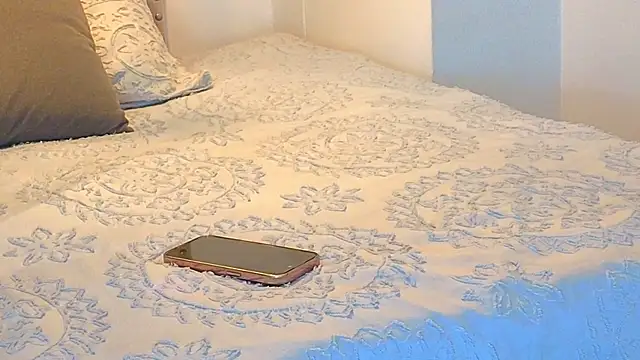 KeryHillson online show from November 5, 12:19 pm