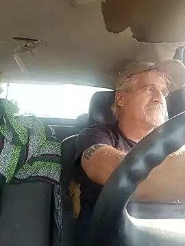 TTolbert online show from November 3, 4:32 pm