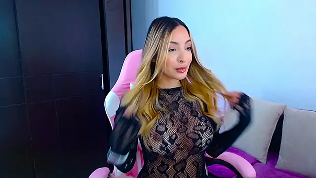 im grecia online show from February 9, 7:34 pm