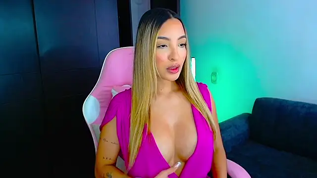 im grecia online show from March 19, 7:25 pm