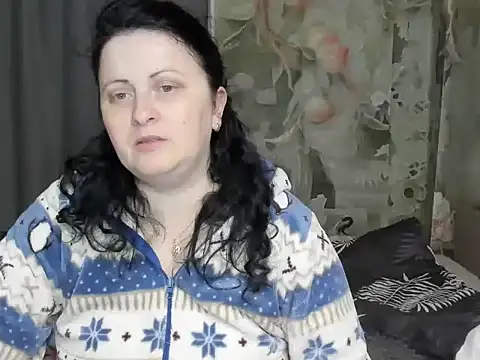 Lillian2 online show from April 28, 8:13 pm