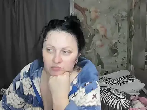 Lillian2 online show from November 14, 12:58 am