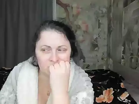 Lillian2 online show from March 6, 4:46 pm