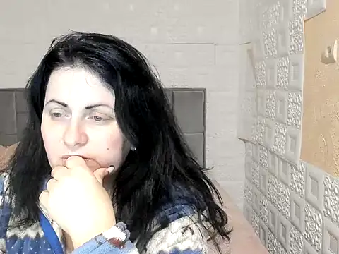 Lillian2 online show from March 12, 8:19 am