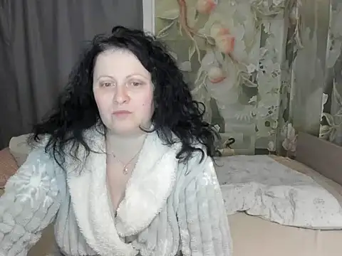 Lillian2 online show from December 17, 8:52 am