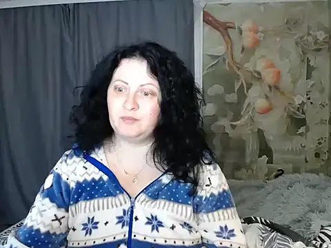 Lillian2 online show from November 4, 10:46 pm