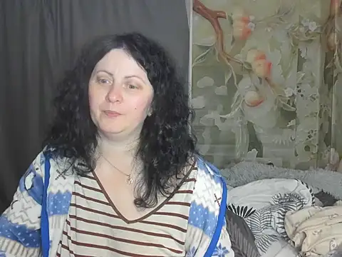 Lillian2 online show from October 30, 11:23 pm