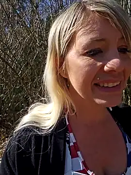 Sexy Sparkling  online show from March 8, 11:05 am