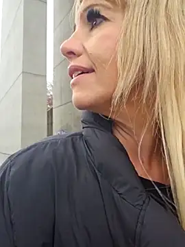 Sexy Sparkling  online show from February 22, 12:51 pm