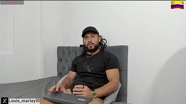 Snapshot of Louis_marley__ chatting on July 1, 7:58 pm Louis marley online show from July 1, 7:58 pm