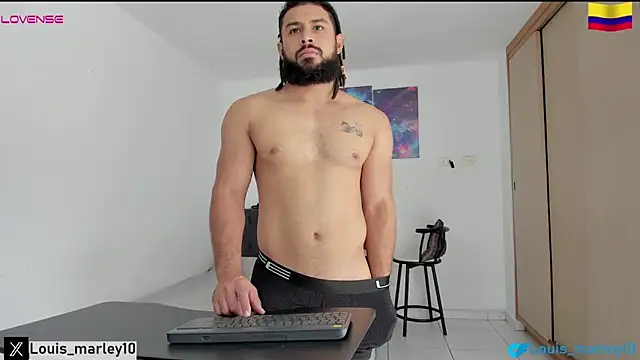 Louis marley   online show from October 29, 3:33 pm