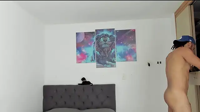 Snapshot of Louis_marley__ chatting on January 15, 5:49 pm Louis marley online show from January 15, 5:49 pm