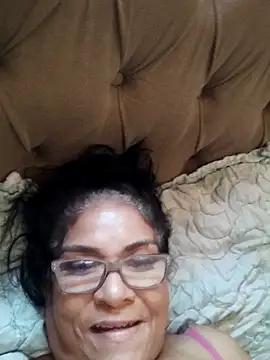Snapshot of Delicy1 chatting on March 27, 11:33 am Delicy1 online show from March 27, 11:33 am