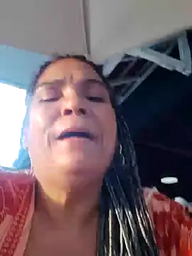 Snapshot of Delicy1 chatting on February 14, 9:10 pm Delicy1 online show from February 14, 9:10 pm