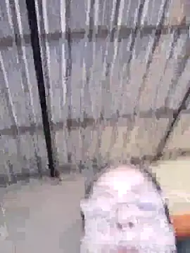 Snapshot of Delicy1 chatting on April 25, 1:14 pm Delicy1 online show from April 25, 1:14 pm
