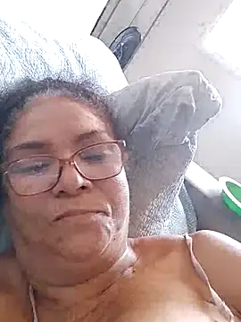 Snapshot of Delicy1 chatting on January 27, 12:26 pm Delicy1 online show from January 27, 12:26 pm