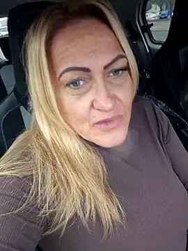 Isabellaa04 online show from February 11, 8:58 am