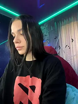 Queen of pain online show from October 25, 9:30 am