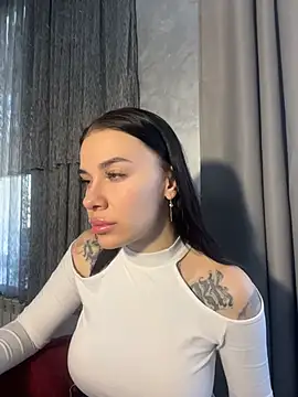 Queen of pain online show from April 25, 7:55 am