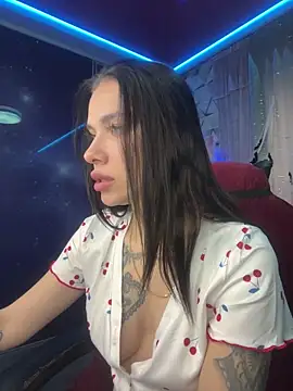 Queen of pain online show from November 2, 7:02 am