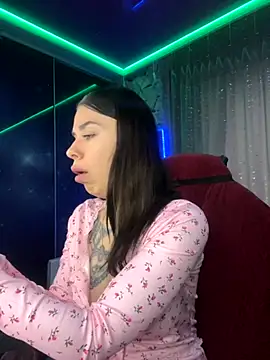 Queen of pain online show from November 26, 6:02 am