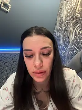 Queen of pain online show from March 6, 8:20 am