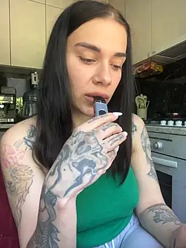 Queen of pain online show from June 5, 6:52 am