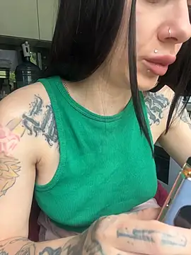 Queen of pain online show from June 4, 6:18 am