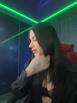 Queen of pain online show from November 30, 5:41 am