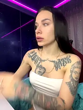 Queen of pain online show from November 9, 5:33 am