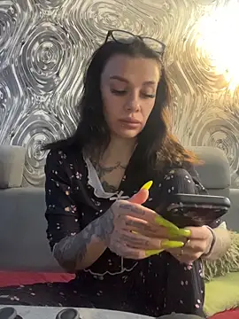 Queen of pain online show from March 20, 7:53 am