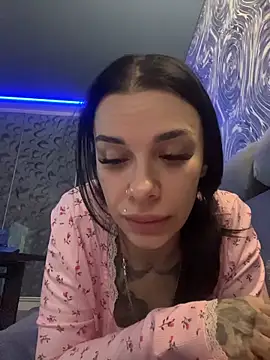 Queen of pain online show from January 9, 8:21 am