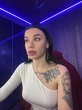 Queen of pain online show from December 2, 6:15 am