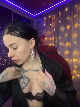 Queen of pain online show from December 19, 6:38 am