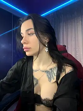 Queen of pain online show from November 28, 6:35 am