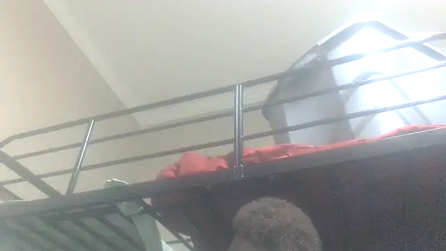 Snapshot of blkhereforall chatting on October 29, 9:52 am blkhereforall online show from October 29, 9:52 am