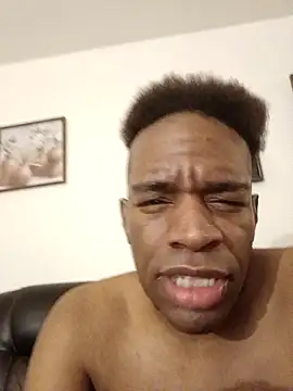 Snapshot of blkhereforall chatting on November 27, 2:23 am blkhereforall online show from November 27, 2:23 am