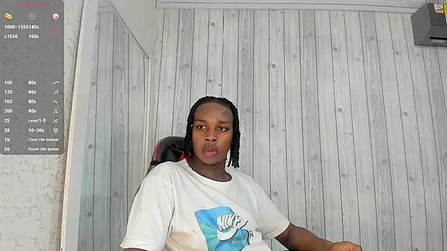 Snapshot of DominicSccott chatting on February 26, 12:38 pm DominicSccott online show from February 26, 12:38 pm