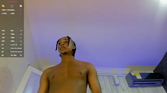 Snapshot of DominicSccott chatting on October 6, 12:39 pm DominicSccott online show from October 6, 12:39 pm