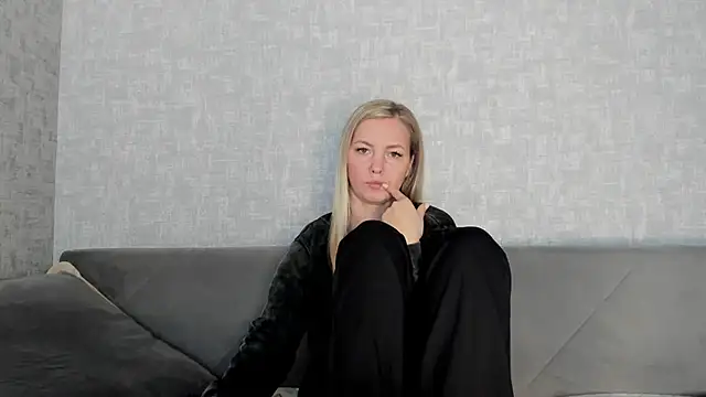 Snapshot of iam_Venus chatting on February 16, 7:40 am iam Venus online show from February 16, 7:40 am