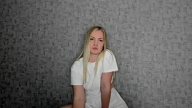 Snapshot of iam_Venus chatting on February 17, 4:26 pm iam Venus online show from February 17, 4:26 pm