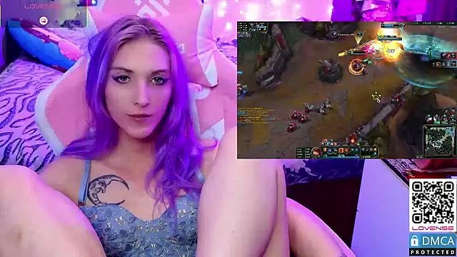 Snapshot of Violet_Noir chatting on February 28, 2:31 pm Violet Noir online show from February 28, 2:31 pm