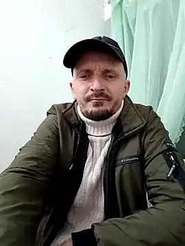 Adriandan1982 online show from October 4, 5:25 pm