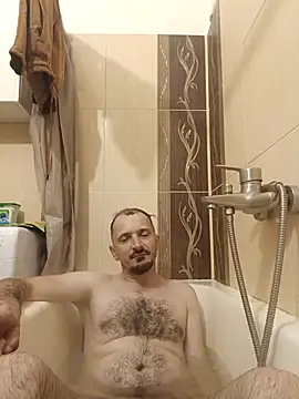 Adriandan1982 online show from October 5, 1:02 pm