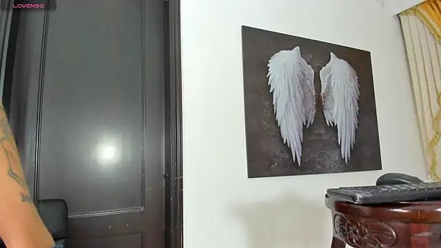 BunnyHotsx online show from March 14, 4:54 am