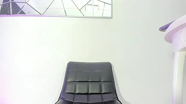 BunnyHotsx online show from September 14, 5:30 am