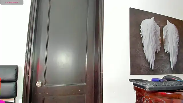 BunnyHotsx online show from March 15, 8:26 am