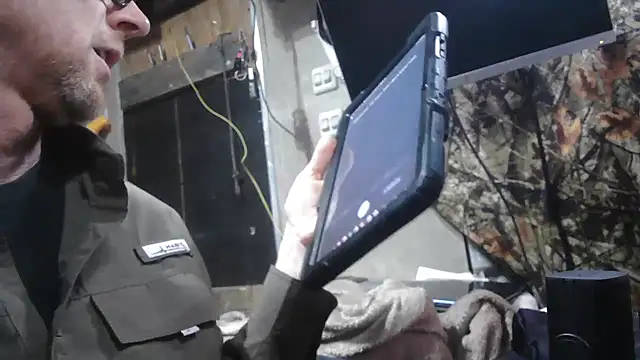 Sparky101 online show from February 17, 1:36 am