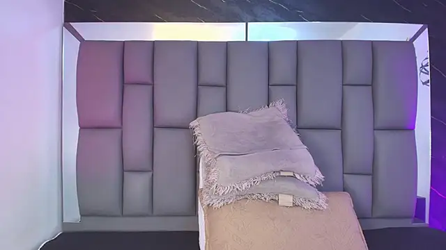  MiaBrown  online show from February 23, 12:06 pm