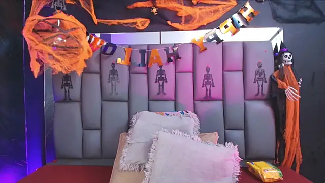  MiaBrown  online show from October 28, 12:04 pm